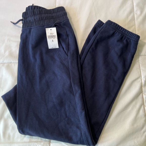 Gap Big Boys Cotton Navy Blue joggers NEW NWT - Picture 1 of 4